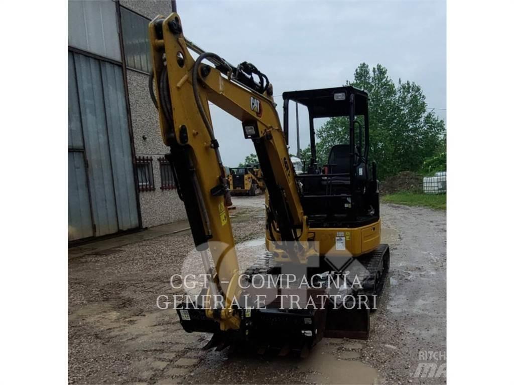 CAT 303 E CR حفارات زحافة