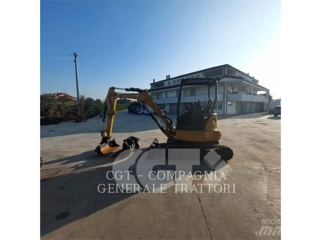 CAT 303 E CR حفارات زحافة