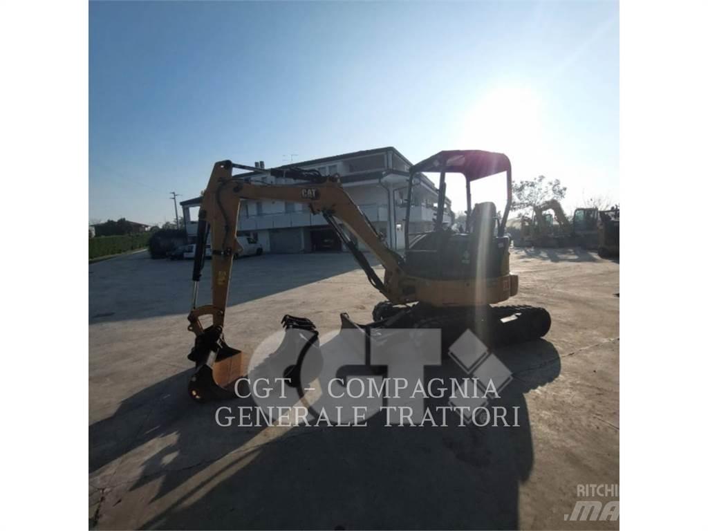 CAT 303 E CR حفارات زحافة