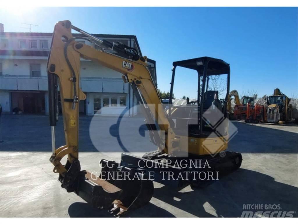 CAT 303 E CR حفارات زحافة