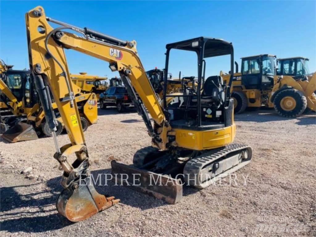 CAT 303E CR حفارات زحافة