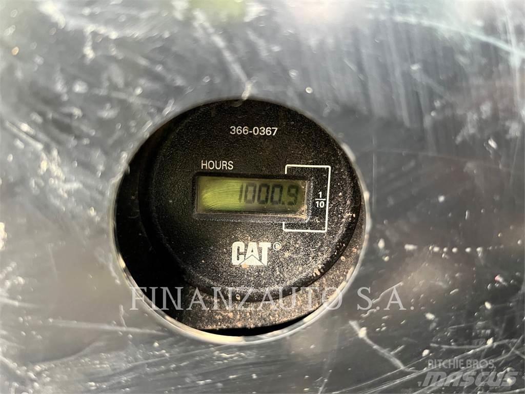 CAT 303E CR حفارات زحافة
