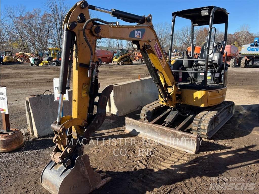 CAT 303ECR حفارات زحافة