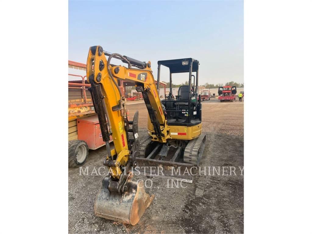 CAT 303ECR حفارات زحافة