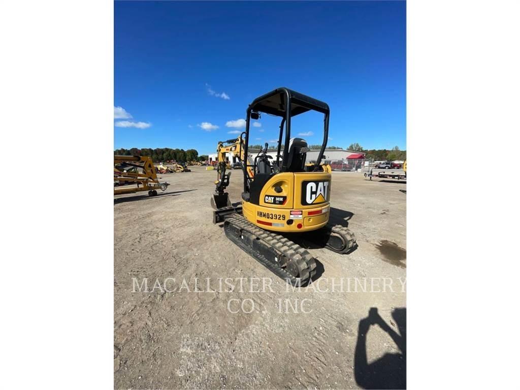 CAT 303ECR حفارات زحافة