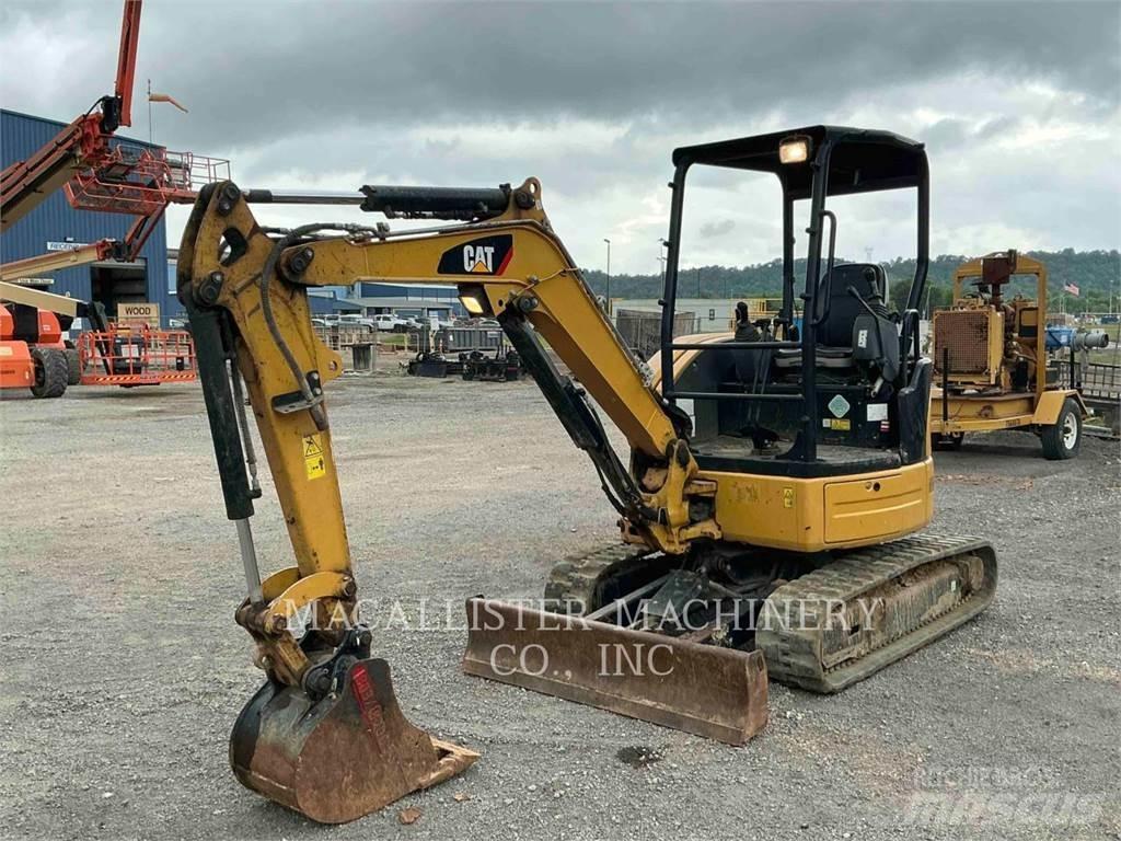 CAT 303ECR حفارات زحافة