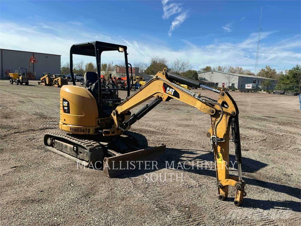 CAT 303ECR حفارات زحافة