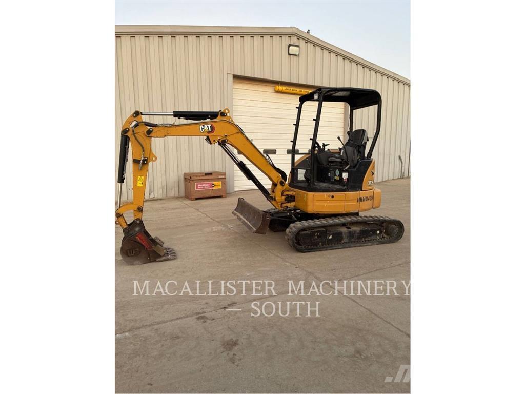 CAT 303ECR حفارات زحافة