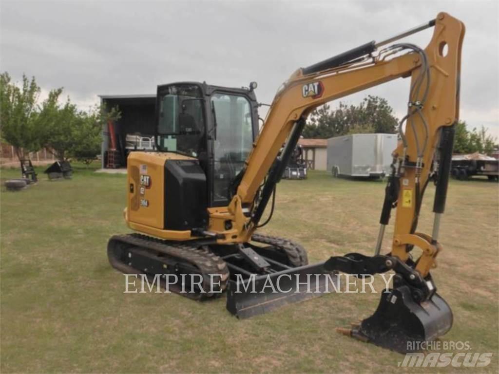 CAT 304 حفارات زحافة
