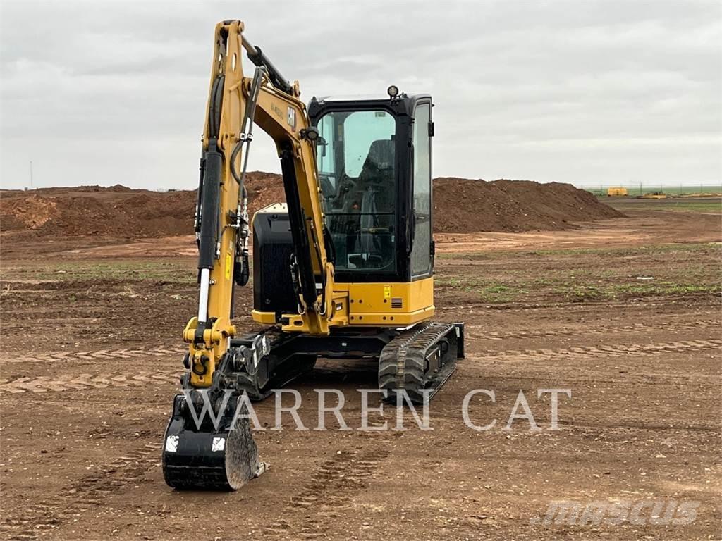 CAT 304 حفارات زحافة