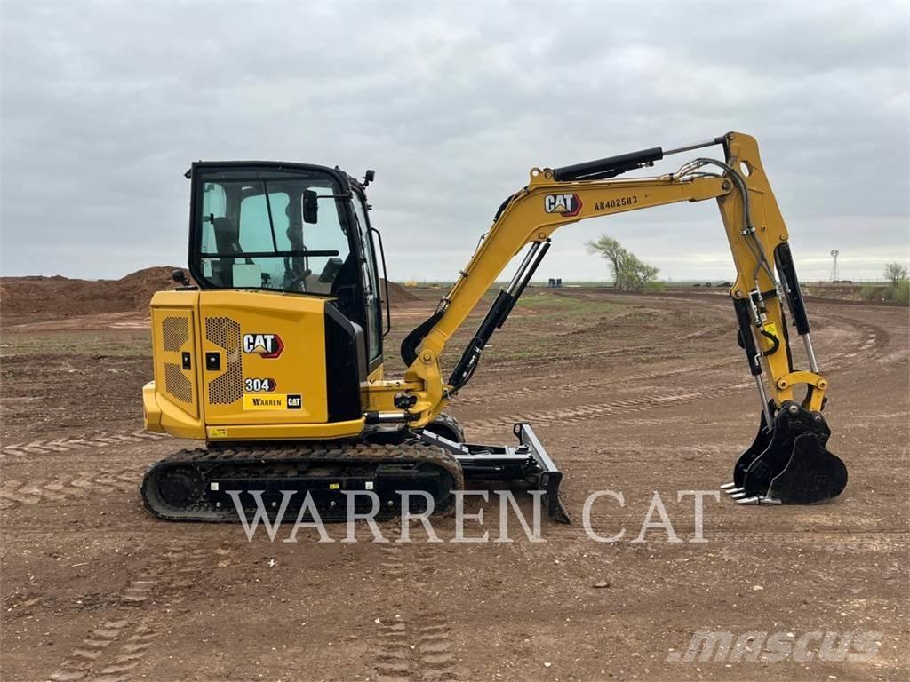CAT 304 حفارات زحافة