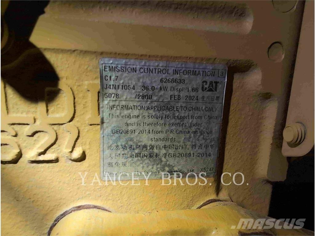 CAT 304 حفارات زحافة