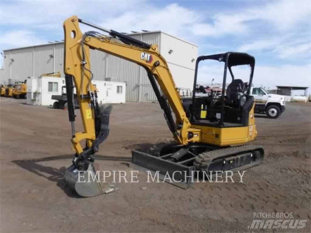 CAT 304-07 حفارات زحافة