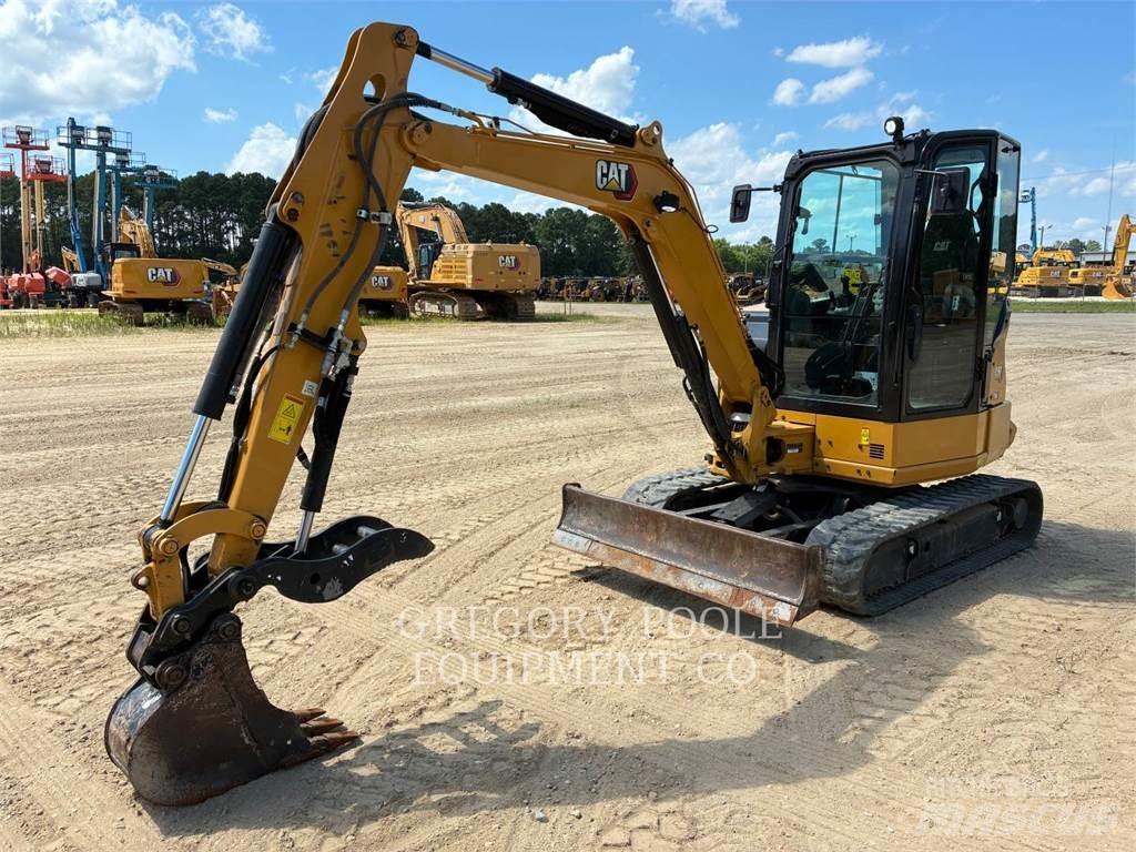 CAT 304-07 حفارات زحافة