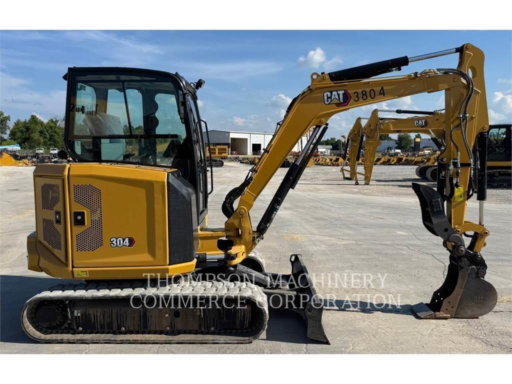 CAT 304-07 حفارات زحافة