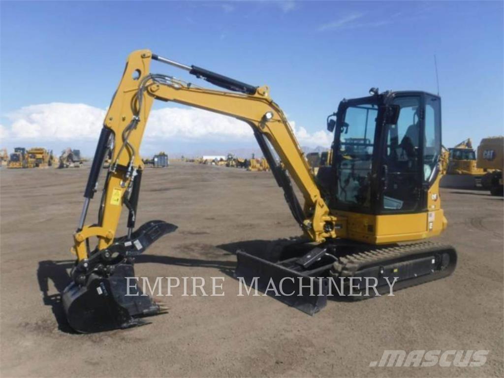 CAT 304-07 CAH حفارات زحافة