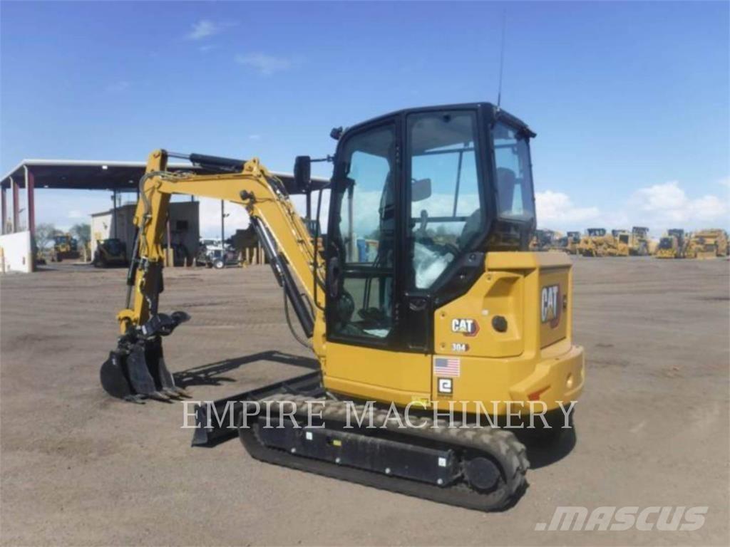 CAT 304-07 CAH حفارات زحافة