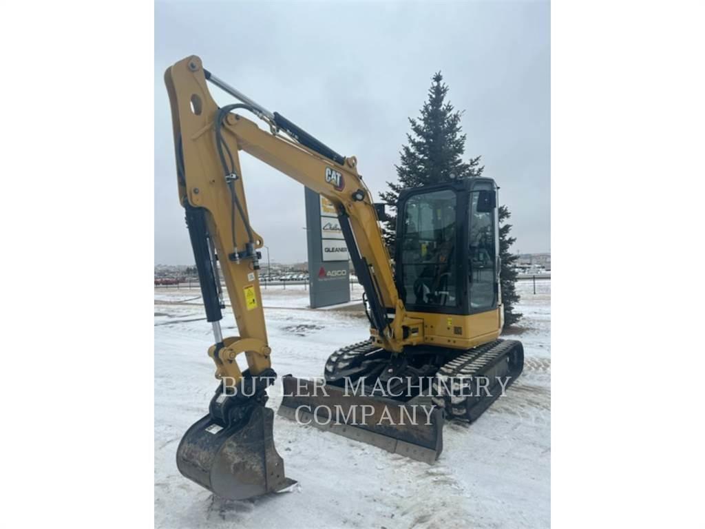 CAT 304-07A حفارات زحافة