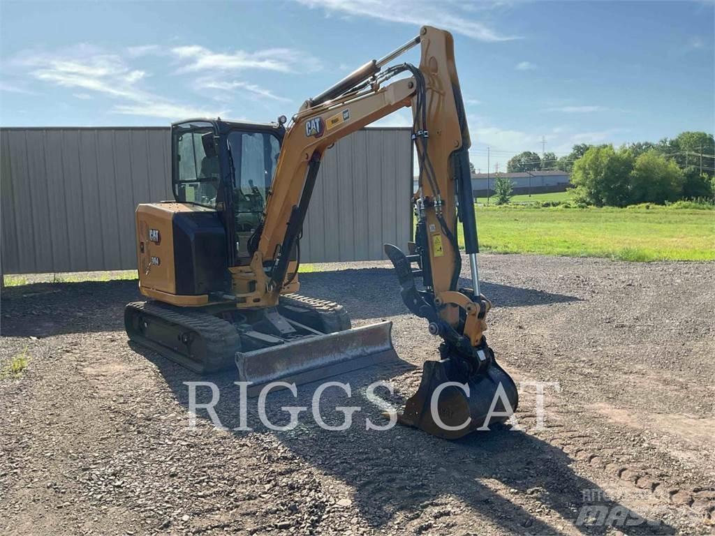CAT 304 A حفارات زحافة