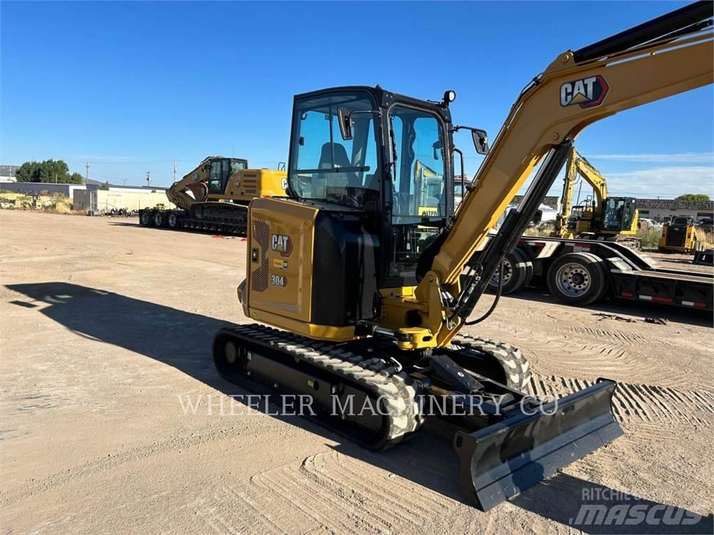 CAT 304 C3 TAQ حفارات زحافة