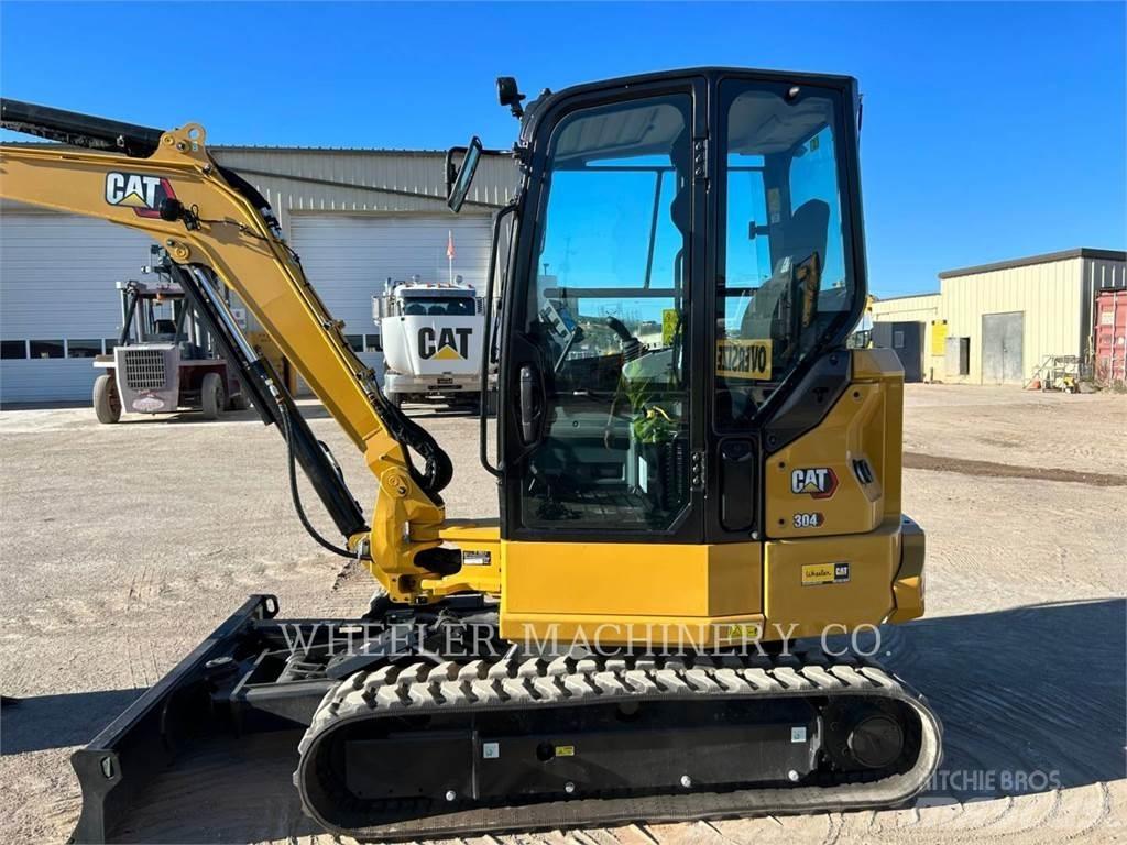 CAT 304 C3 TAQ حفارات زحافة
