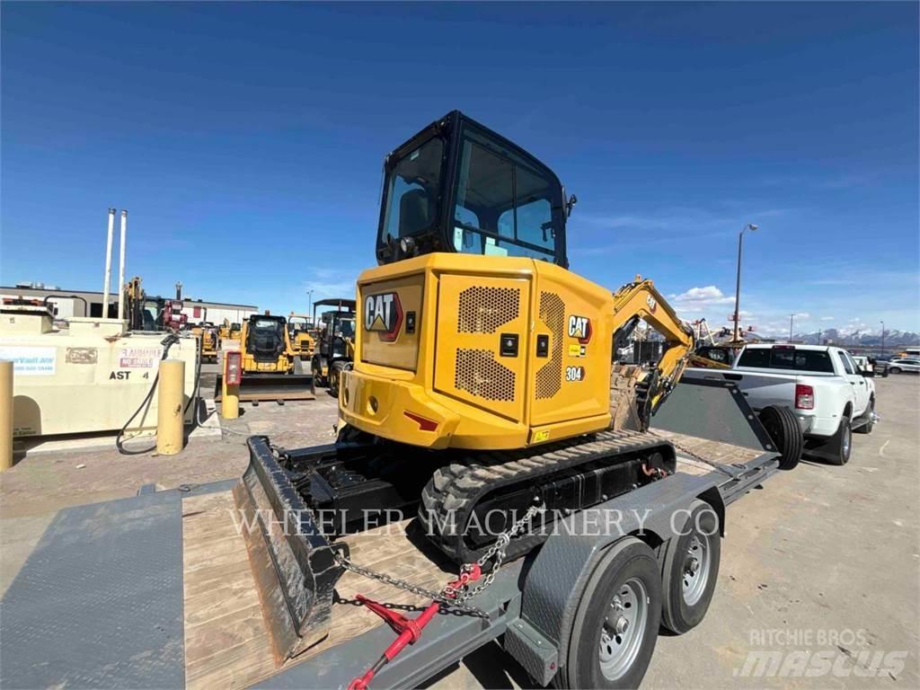 CAT 304 C3 TAQ حفارات زحافة