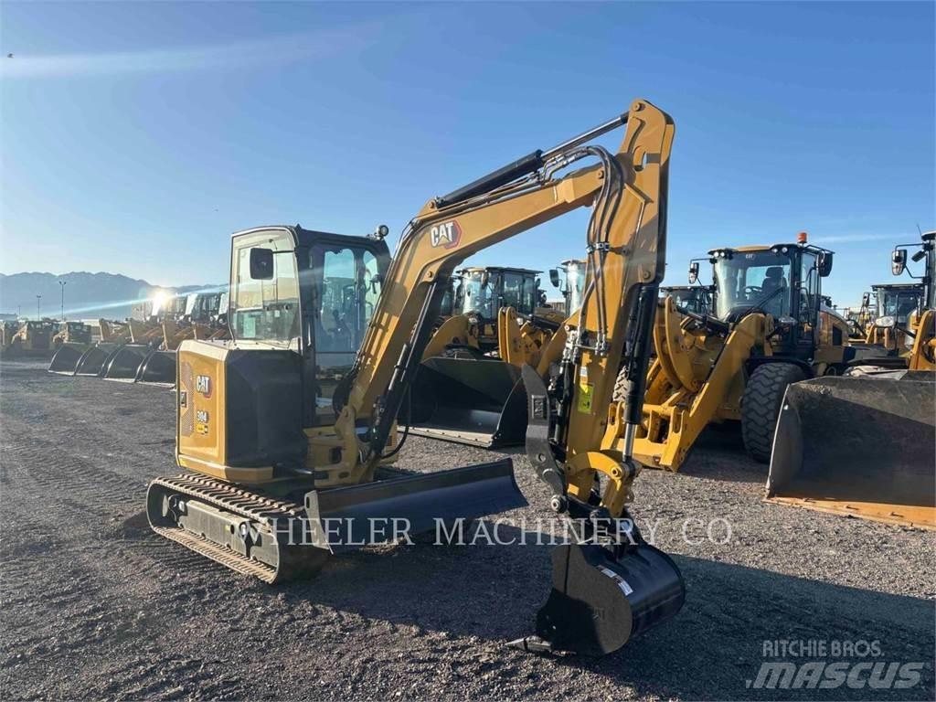 CAT 304 C3 TH حفارات زحافة