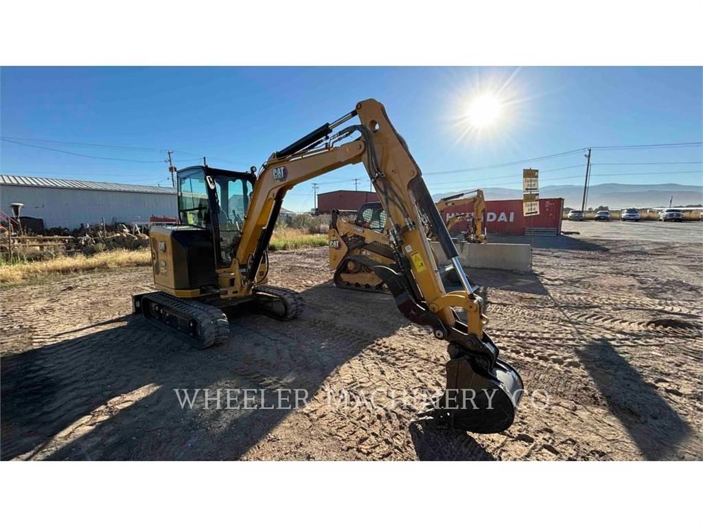 CAT 304 C3 TH حفارات زحافة