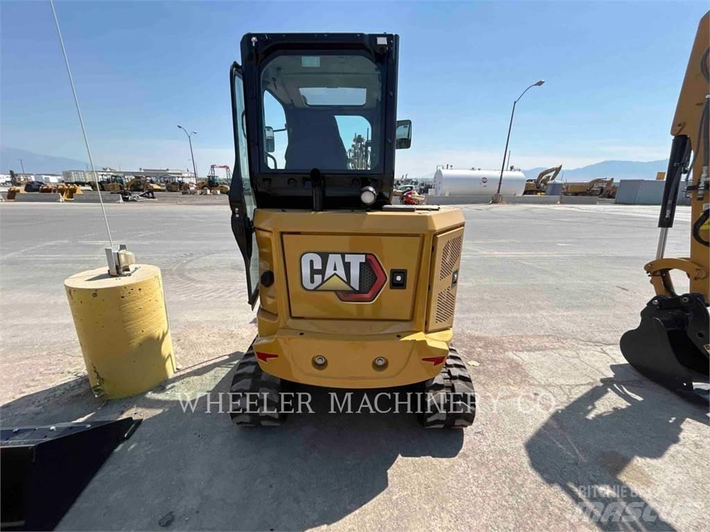 CAT 304 C3 TH حفارات زحافة
