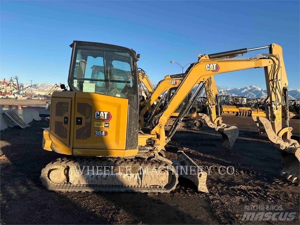 CAT 304 C3 TH حفارات زحافة