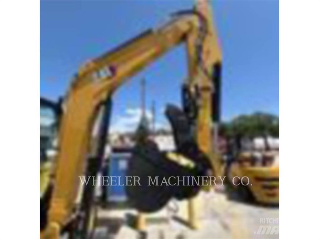 CAT 304 C3 TH حفارات زحافة