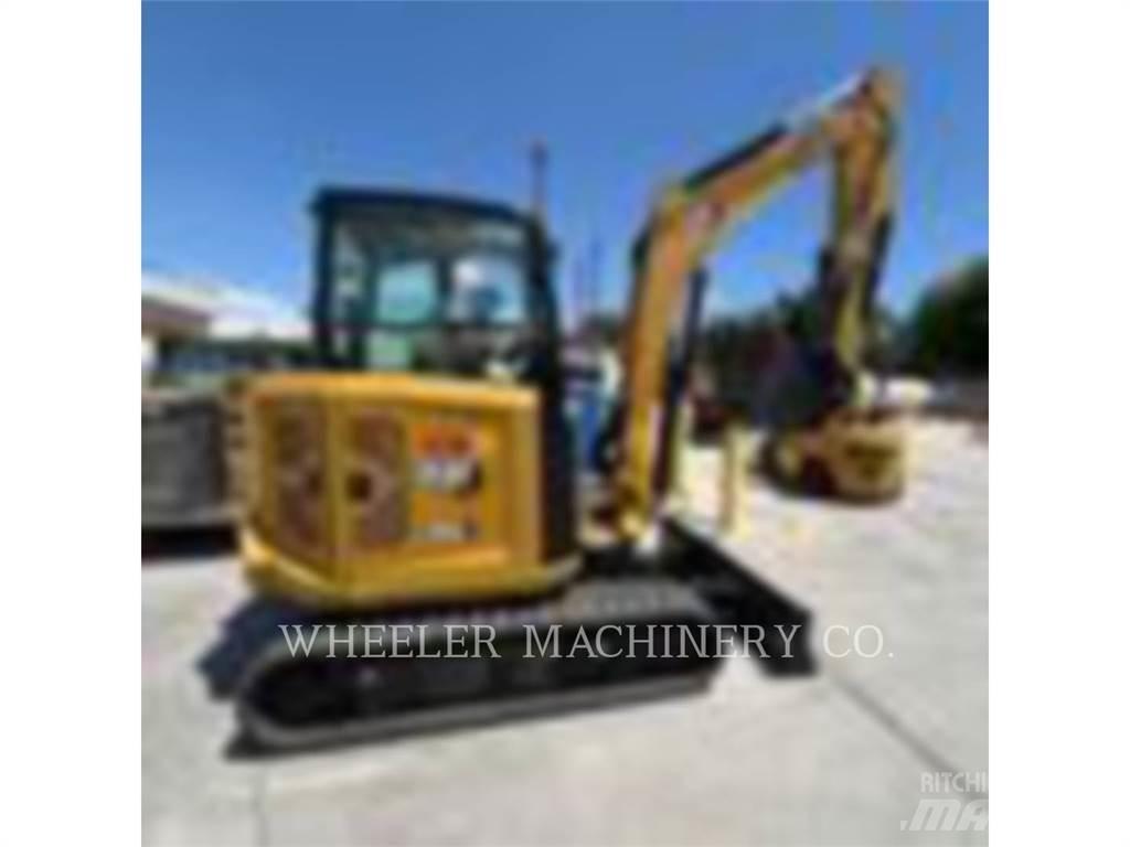 CAT 304 C3 TH حفارات زحافة