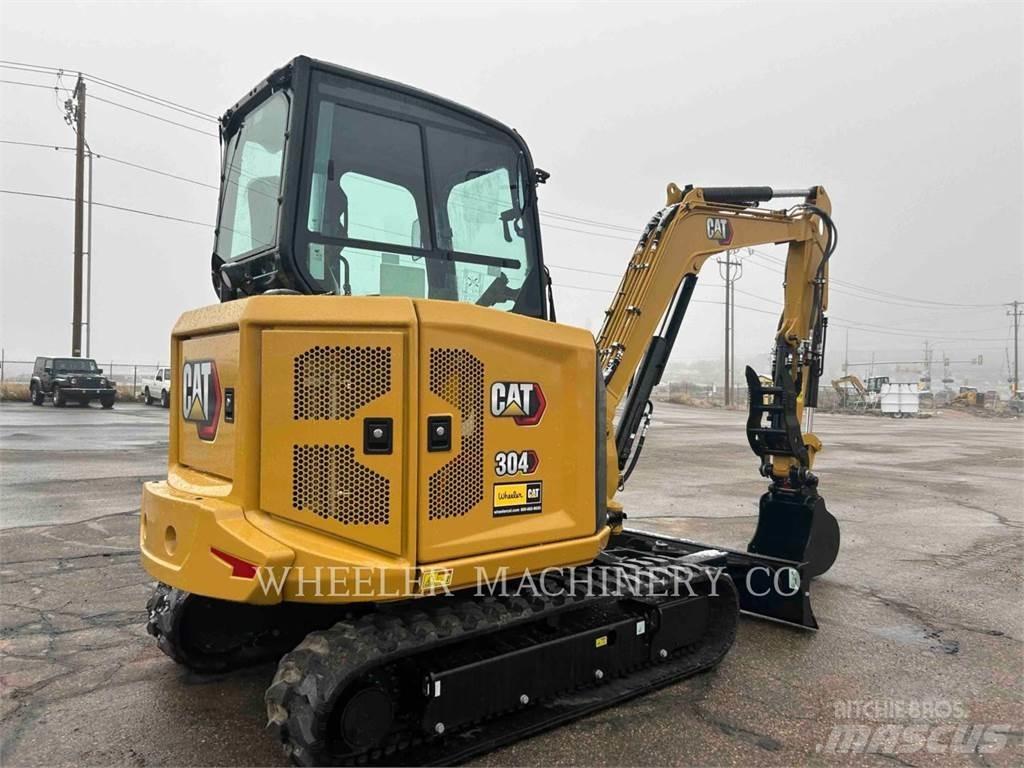 CAT 304 C3 THA حفارات زحافة