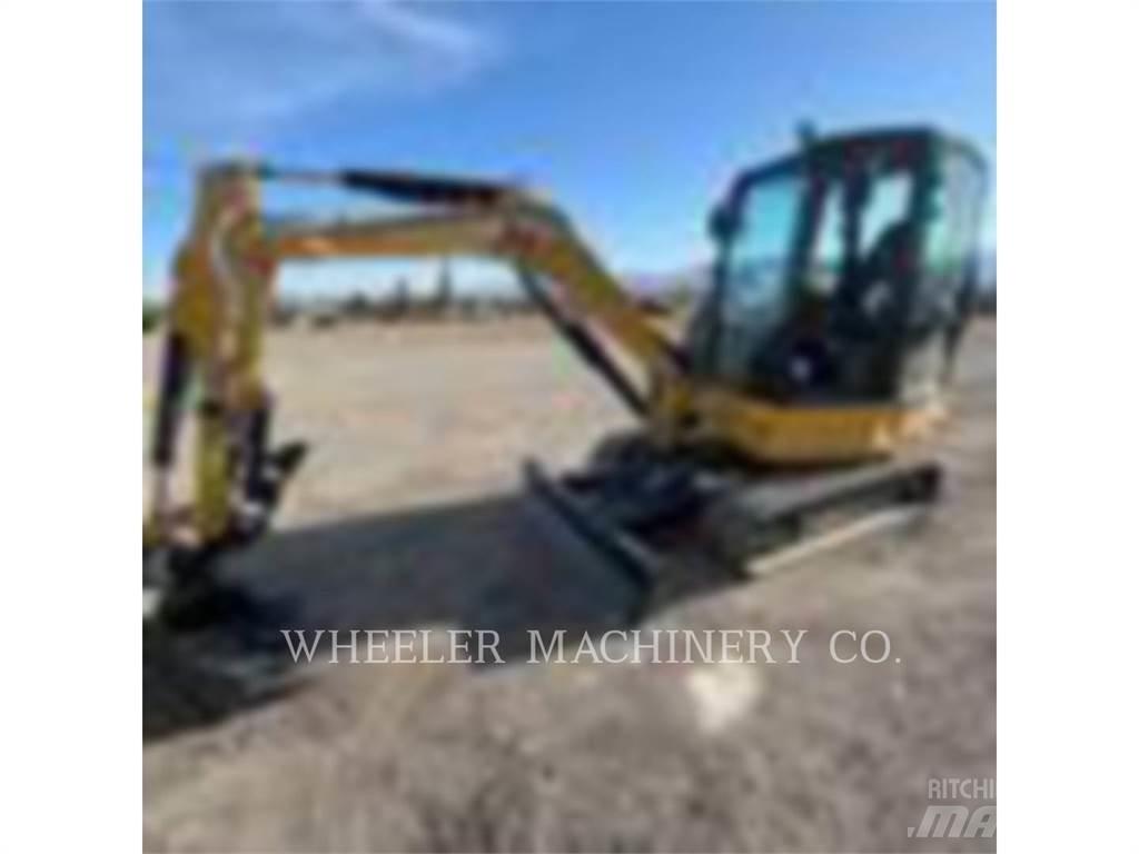 CAT 304 C3 THA حفارات زحافة