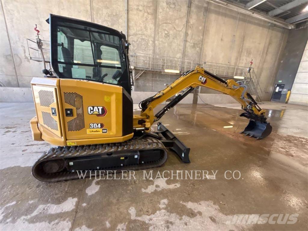 CAT 304 C3 THQ حفارات زحافة