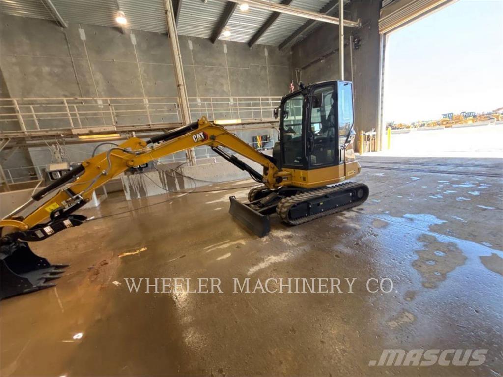 CAT 304 C3 THQ حفارات زحافة