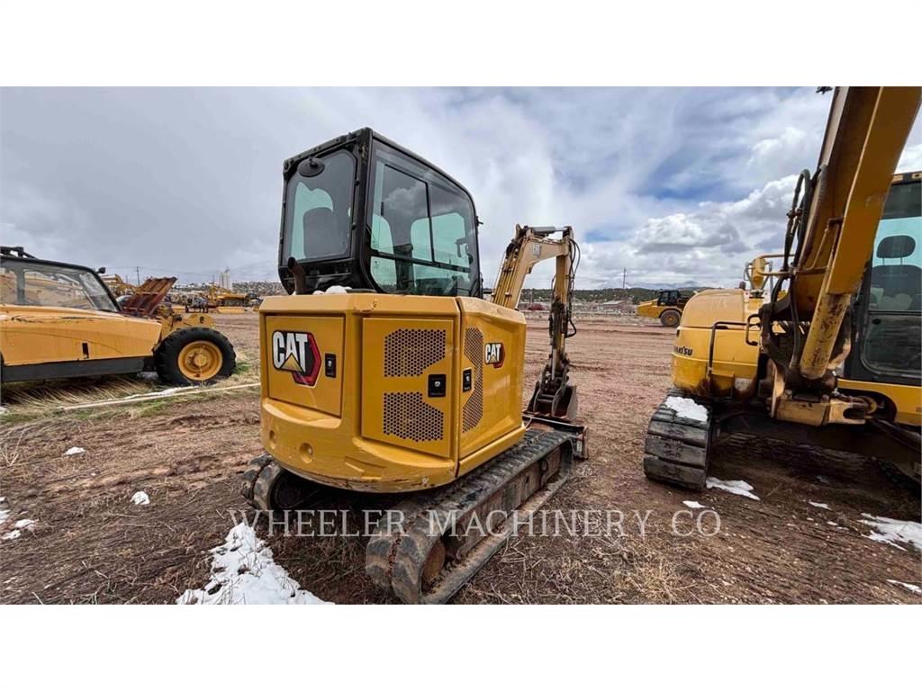 CAT 304 C3TH حفارات زحافة