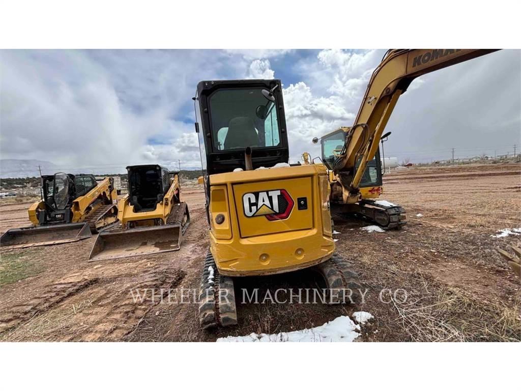 CAT 304 C3TH حفارات زحافة
