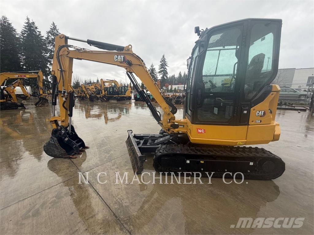 CAT 304 CRCB حفارات زحافة
