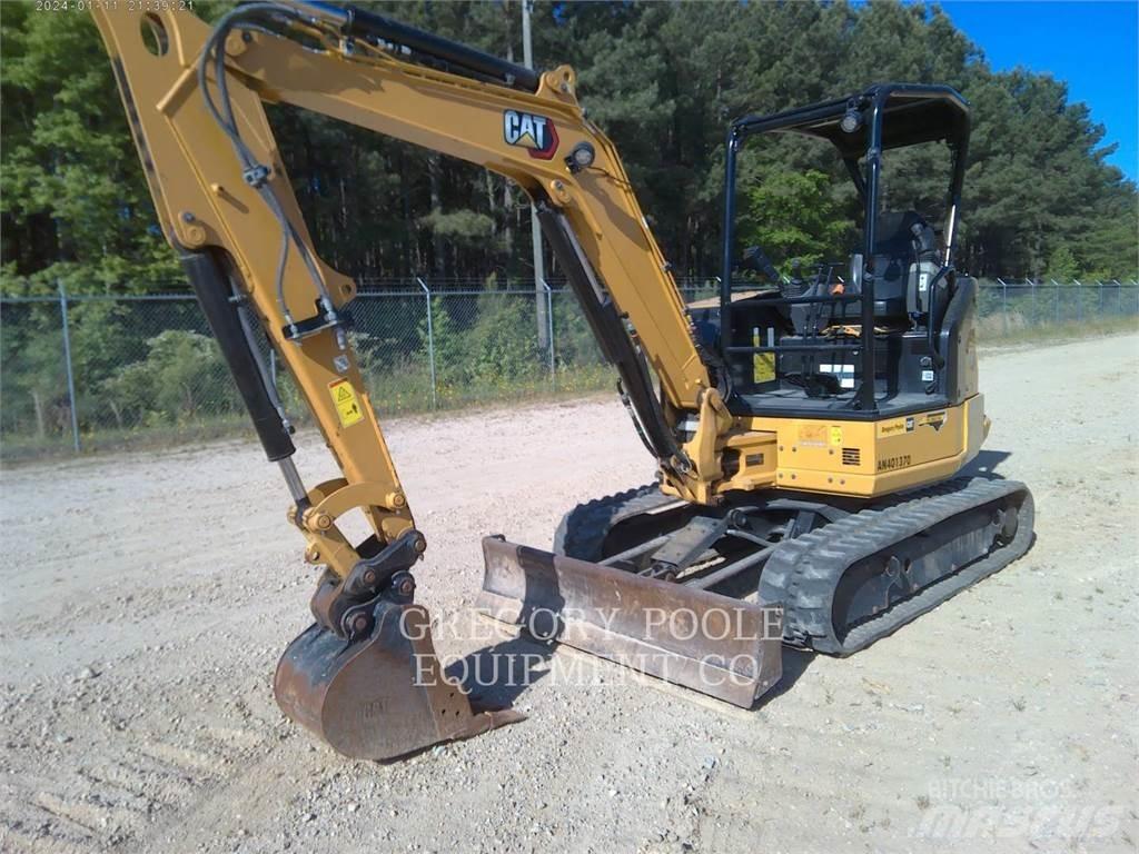 CAT 30407 حفارات زحافة