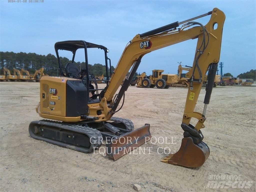 CAT 30407 حفارات زحافة