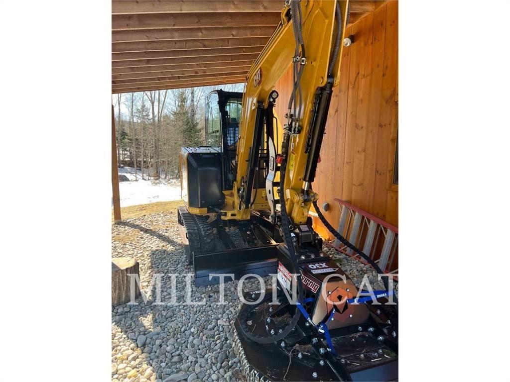 CAT 30407 حفارات زحافة