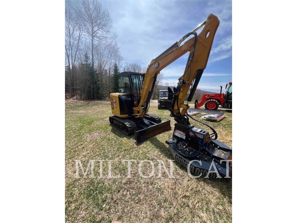 CAT 30407 حفارات زحافة