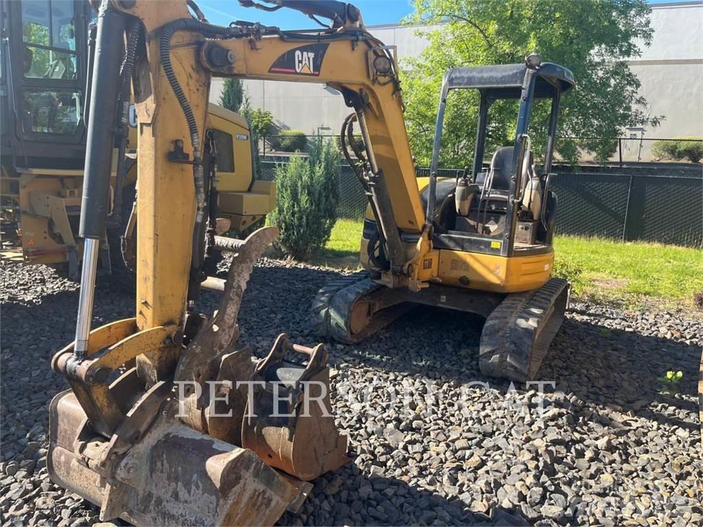 CAT 304CR حفارات زحافة