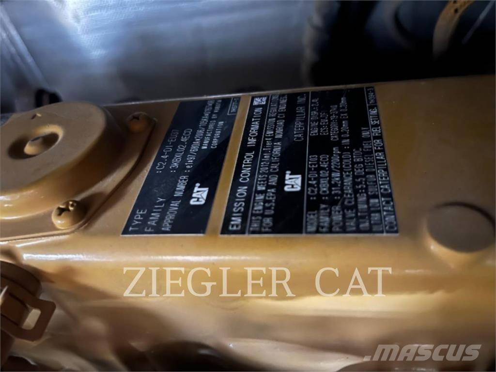 CAT 304E حفارات زحافة