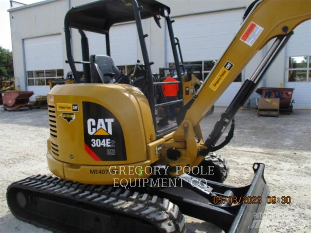 CAT 304E CR حفارات زحافة