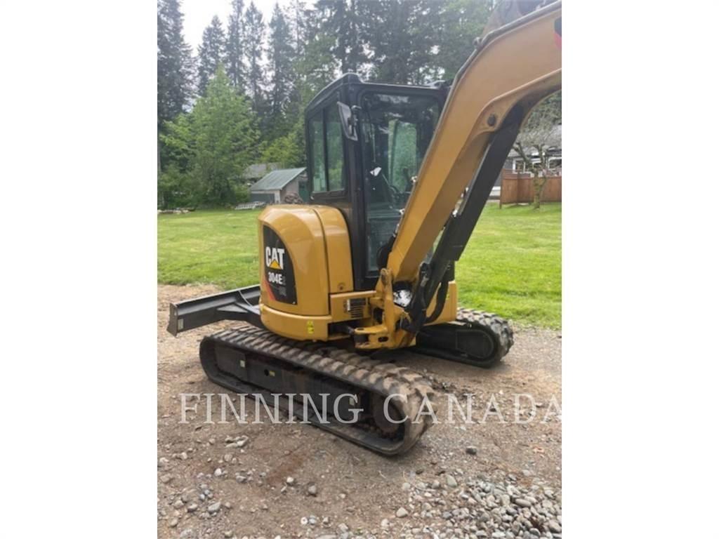 CAT 304E2 حفارات زحافة