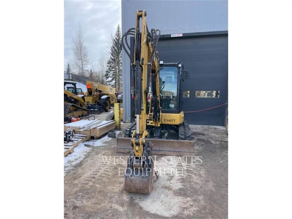 CAT 304E2 حفارات زحافة