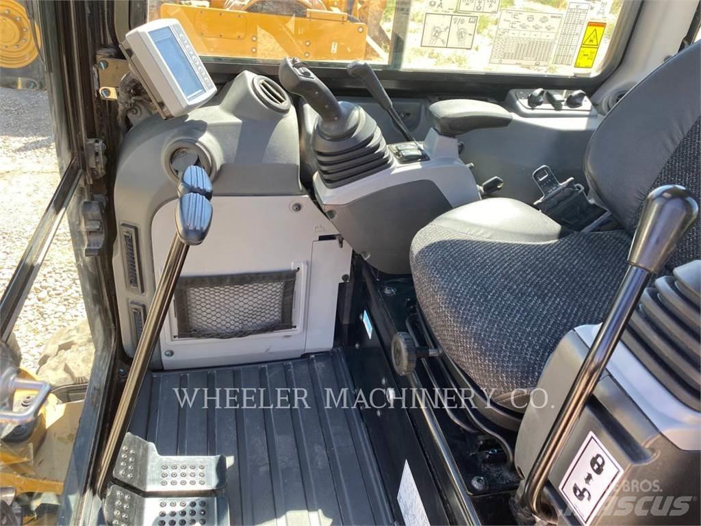 CAT 304E2 C1TH حفارات زحافة