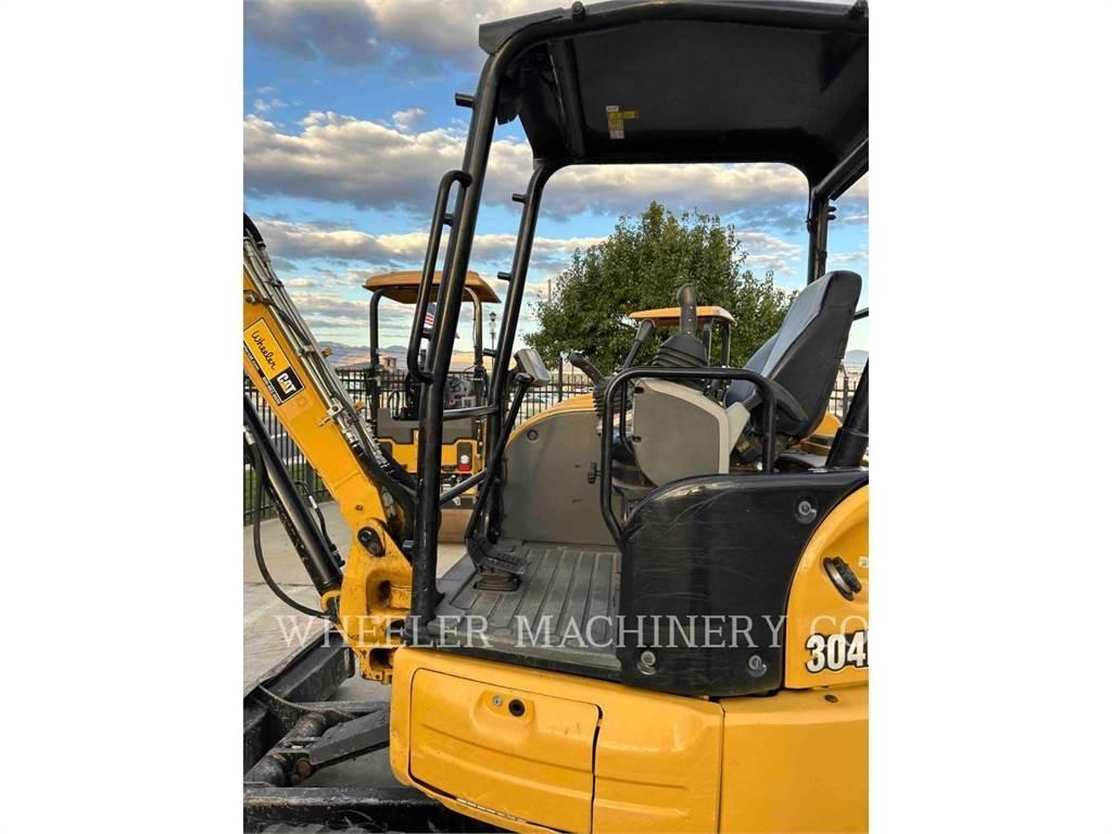 CAT 304E2 C1TH حفارات زحافة